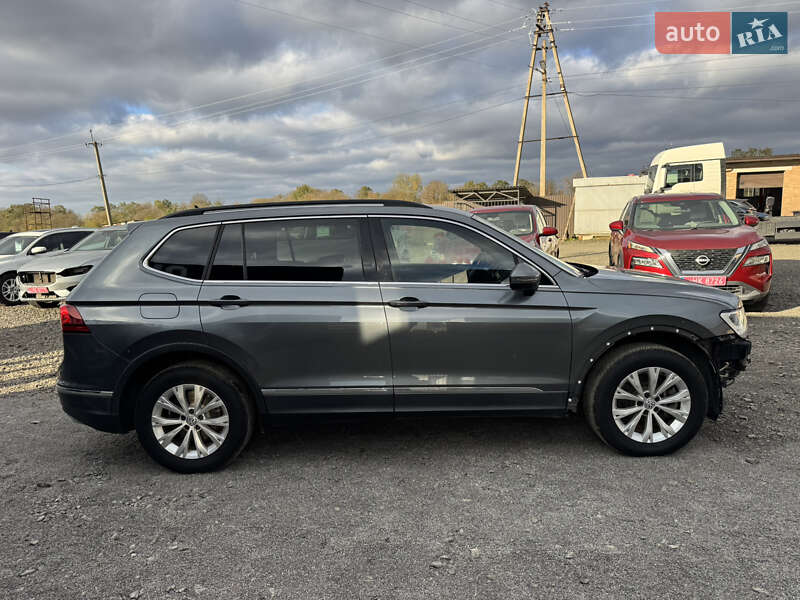 Внедорожник / Кроссовер Volkswagen Tiguan 2018 в Луцке фото 2 Внедорожник / Кроссовер Volkswagen Tiguan 2018 в Луцке