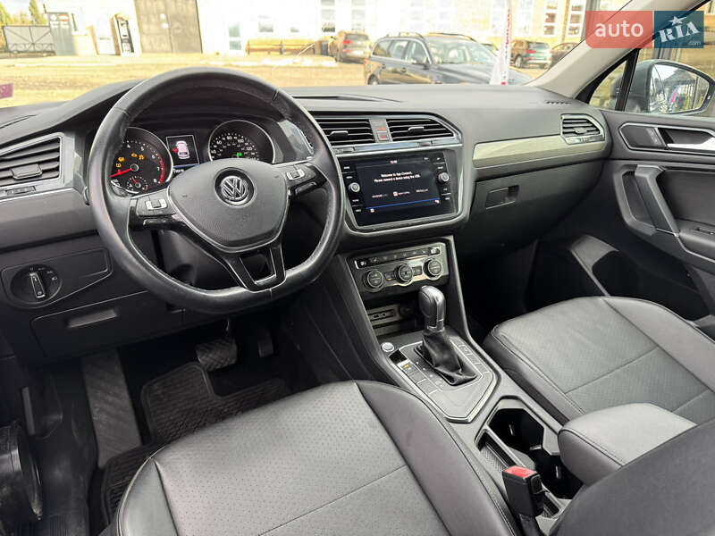 Внедорожник / Кроссовер Volkswagen Tiguan 2018 в Луцке фото 31 Внедорожник / Кроссовер Volkswagen Tiguan 2018 в Луцке