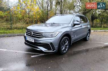 Позашляховик / Кросовер Volkswagen Tiguan 2021 в Києві