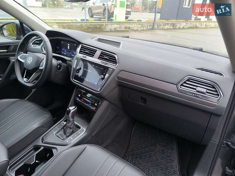 Внедорожник / Кроссовер Volkswagen Tiguan 2021 в Киеве фото 28 Внедорожник / Кроссовер Volkswagen Tiguan 2021 в Киеве