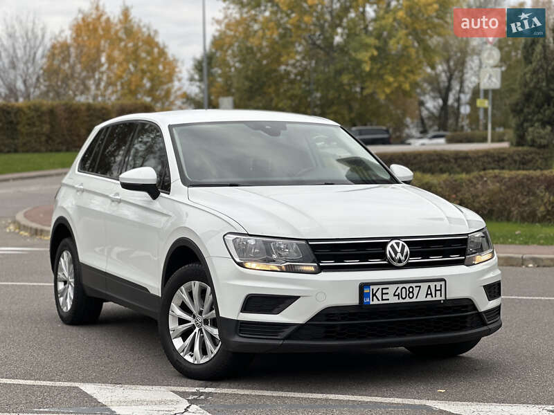 Позашляховик / Кросовер Volkswagen Tiguan 2017 в Києві