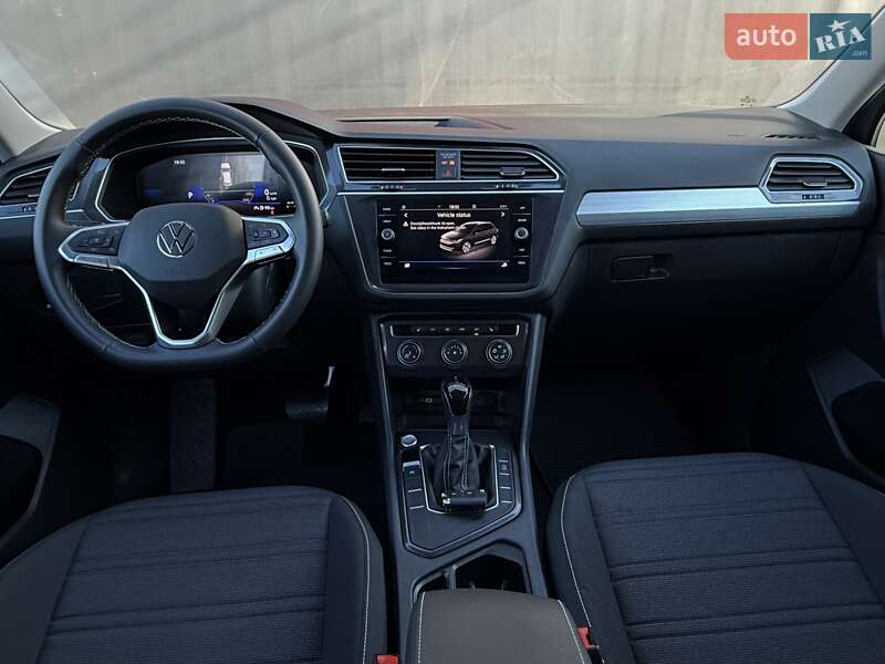 Позашляховик / Кросовер Volkswagen Tiguan 2024 в Львові