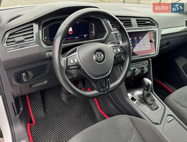Внедорожник / Кроссовер Volkswagen Tiguan 2019 в Киеве