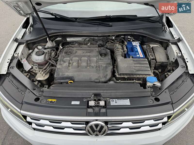 Внедорожник / Кроссовер Volkswagen Tiguan 2019 в Киеве