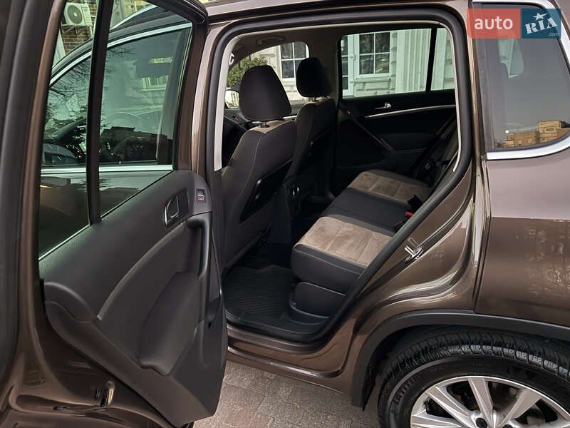 Внедорожник / Кроссовер Volkswagen Tiguan 2013 в Киеве фото 24 Внедорожник / Кроссовер Volkswagen Tiguan 2013 в Киеве