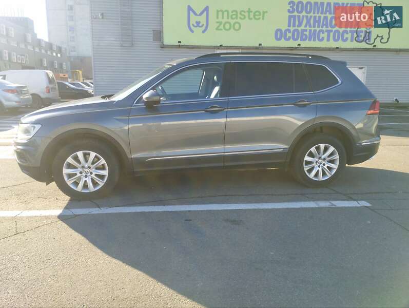Внедорожник / Кроссовер Volkswagen Tiguan 2018 в Полтаве фото 7 Внедорожник / Кроссовер Volkswagen Tiguan 2018 в Полтаве