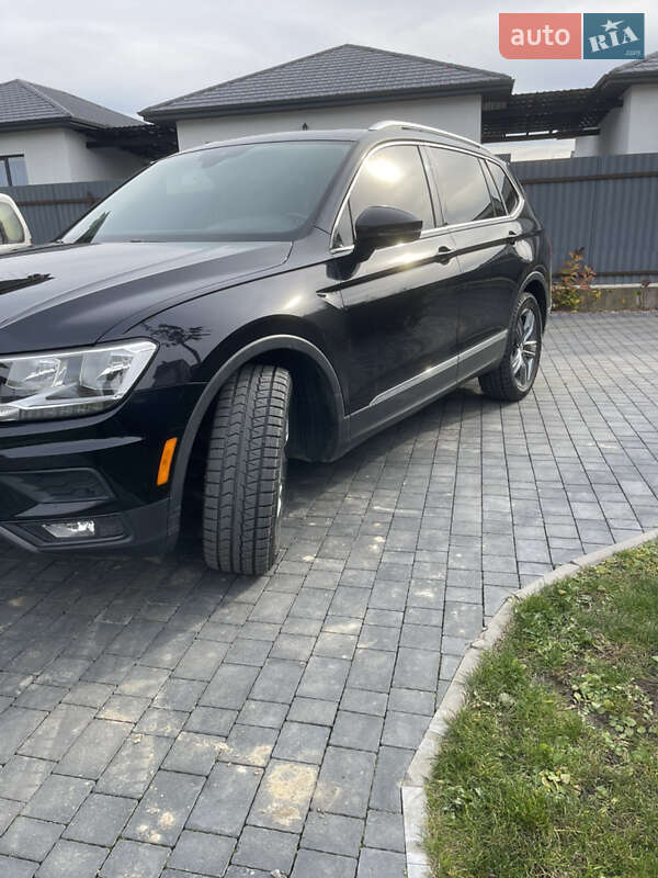 Внедорожник / Кроссовер Volkswagen Tiguan 2020 в Луцке фото 3 Внедорожник / Кроссовер Volkswagen Tiguan 2020 в Луцке