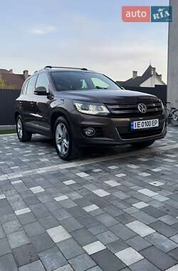 Позашляховик / Кросовер Volkswagen Tiguan 2013 в Чернівцях