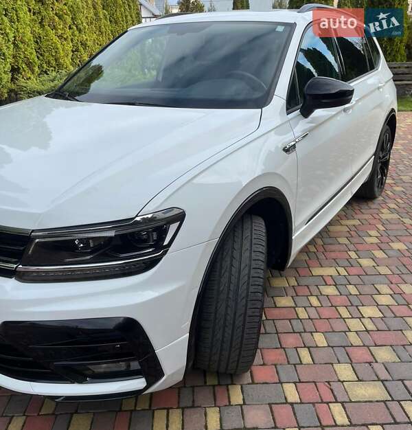 Внедорожник / Кроссовер Volkswagen Tiguan 2020 в Кропивницком фото 2 Внедорожник / Кроссовер Volkswagen Tiguan 2020 в Кропивницком