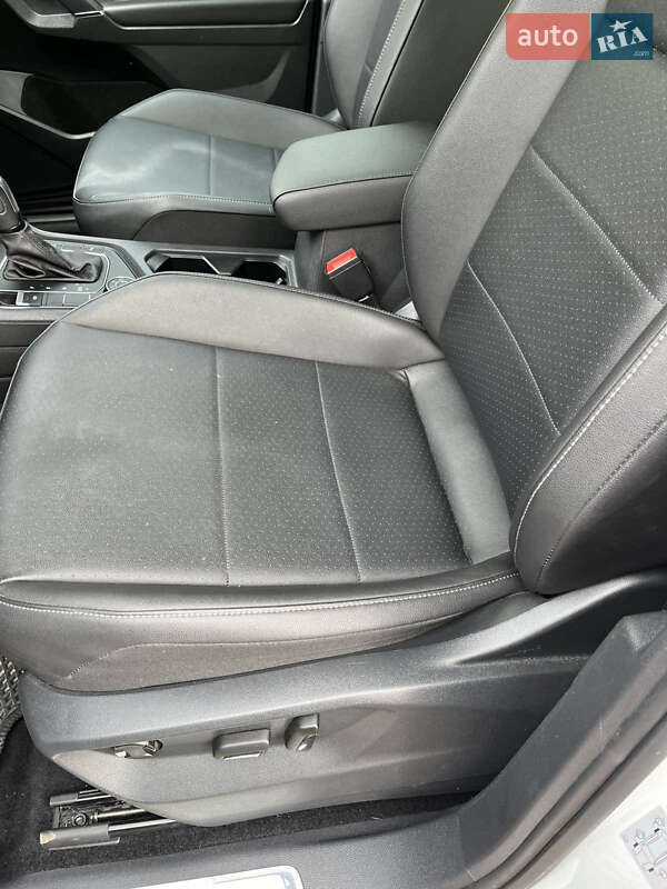 Внедорожник / Кроссовер Volkswagen Tiguan 2020 в Кропивницком фото 18 Внедорожник / Кроссовер Volkswagen Tiguan 2020 в Кропивницком