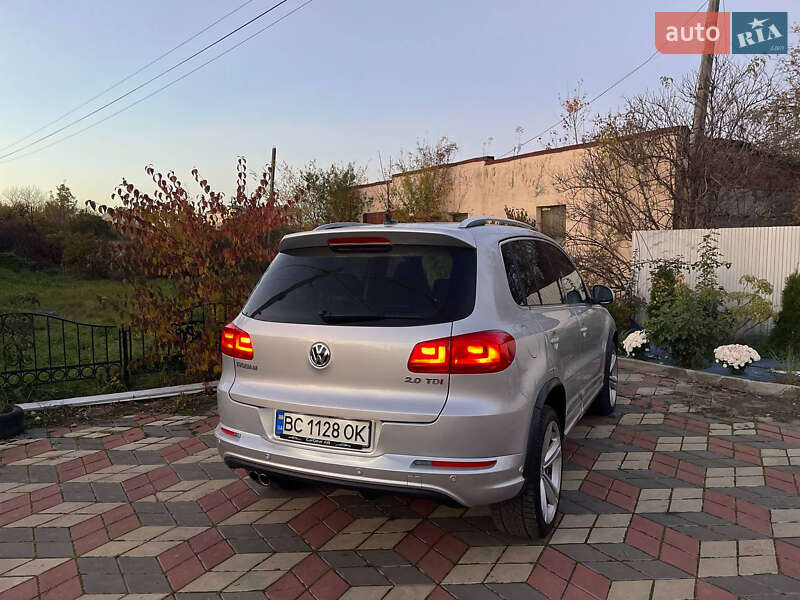 Внедорожник / Кроссовер Volkswagen Tiguan 2013 в Черновцах фото 5 Внедорожник / Кроссовер Volkswagen Tiguan 2013 в Черновцах