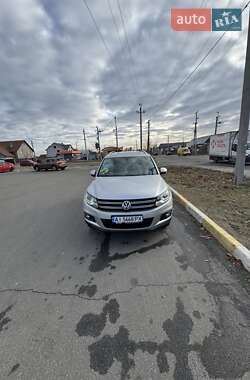 Позашляховик / Кросовер Volkswagen Tiguan 2015 в Києві