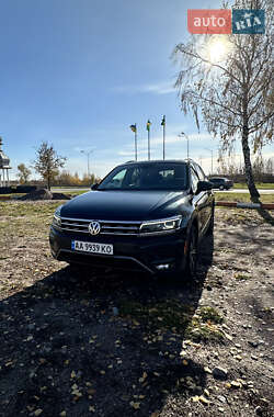 Внедорожник / Кроссовер Volkswagen Tiguan 2018 в Киеве