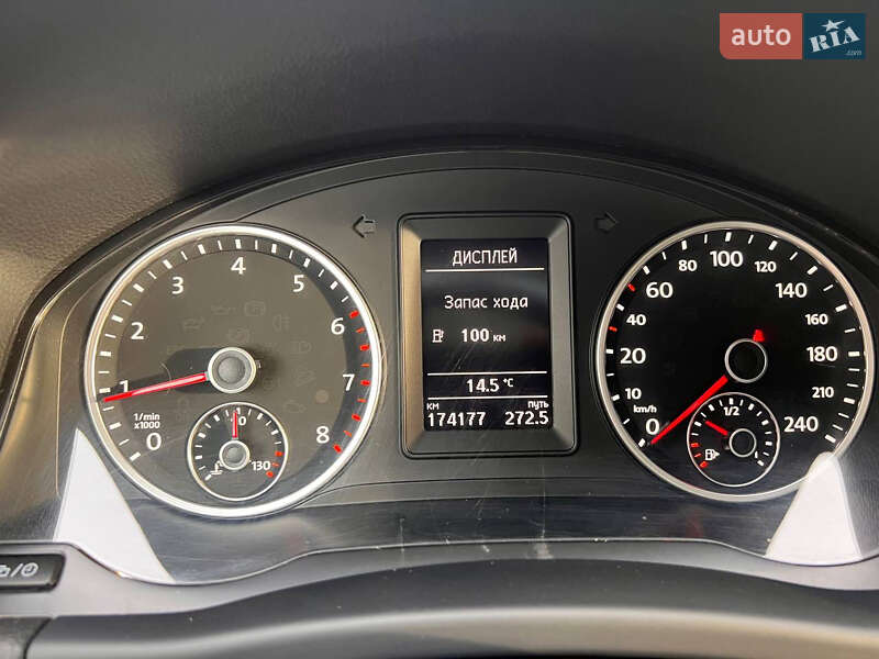 Внедорожник / Кроссовер Volkswagen Tiguan 2015 в Ровно