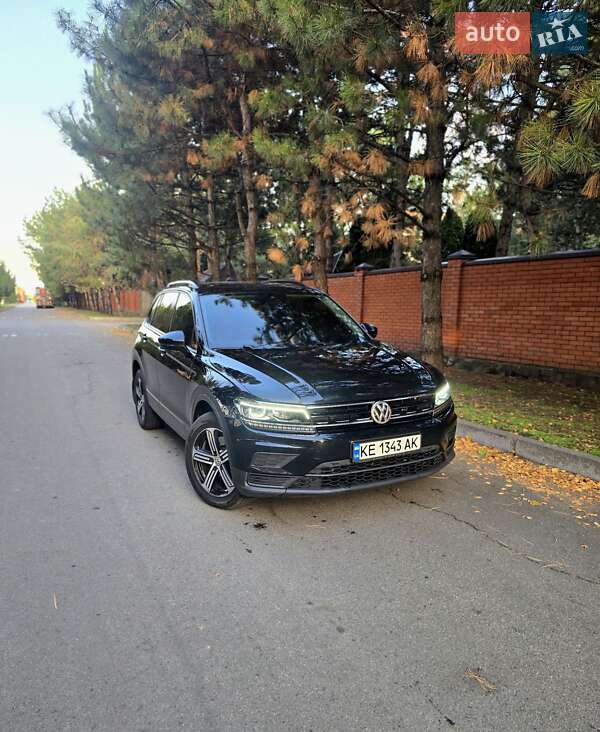 Внедорожник / Кроссовер Volkswagen Tiguan 2017 в Днепре фото 5 Внедорожник / Кроссовер Volkswagen Tiguan 2017 в Днепре