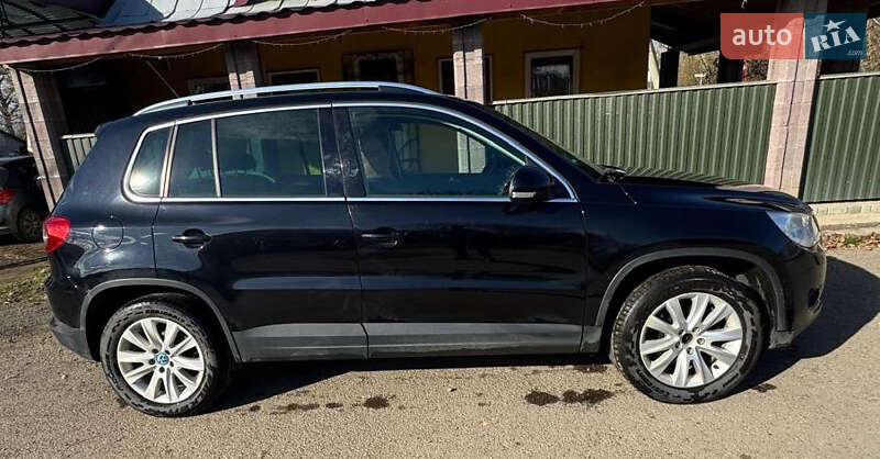 Внедорожник / Кроссовер Volkswagen Tiguan 2009 в Ивано-Франковске