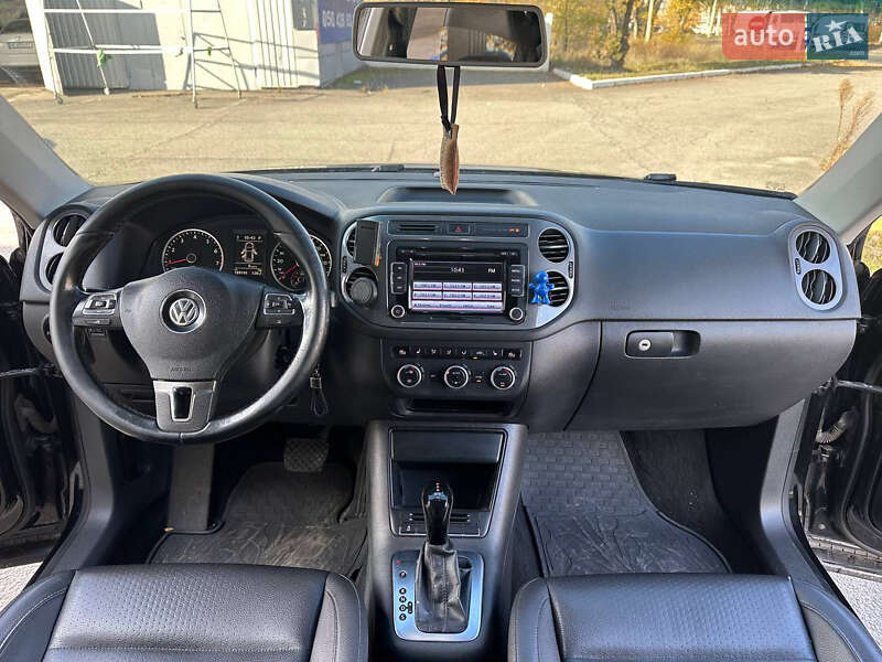 Внедорожник / Кроссовер Volkswagen Tiguan 2012 в Днепре