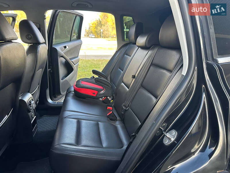 Внедорожник / Кроссовер Volkswagen Tiguan 2012 в Днепре