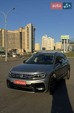 Внедорожник / Кроссовер Volkswagen Tiguan 2020 в Киеве
