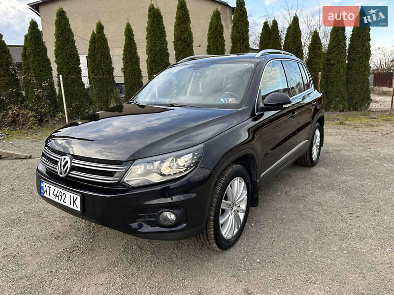 Внедорожник / Кроссовер Volkswagen Tiguan 2015 в Тлумаче