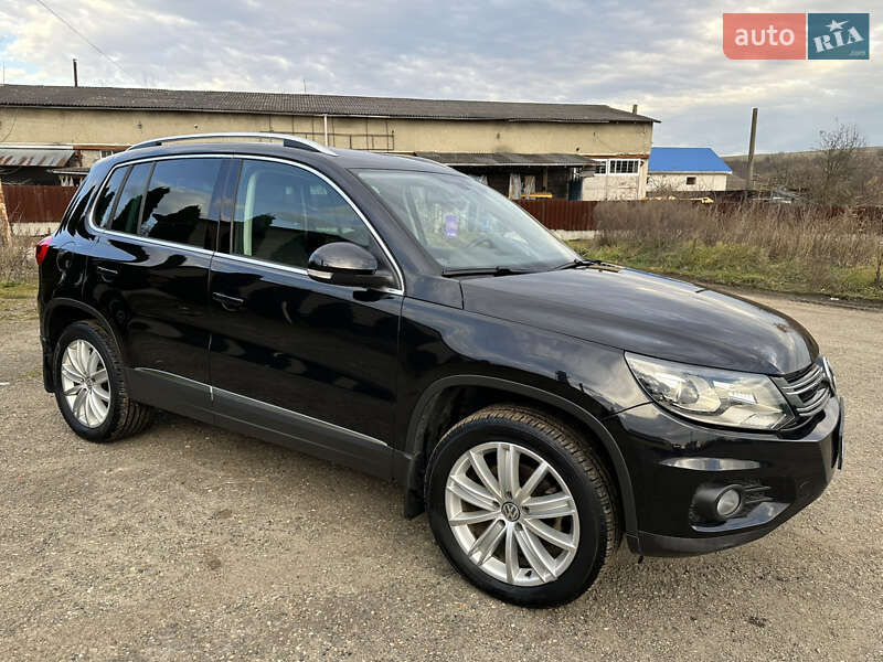 Внедорожник / Кроссовер Volkswagen Tiguan 2015 в Тлумаче