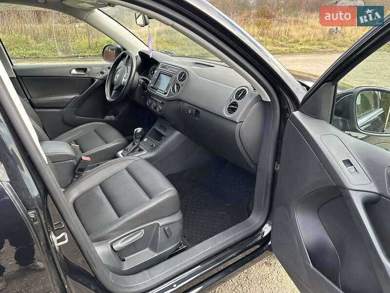 Внедорожник / Кроссовер Volkswagen Tiguan 2015 в Тлумаче