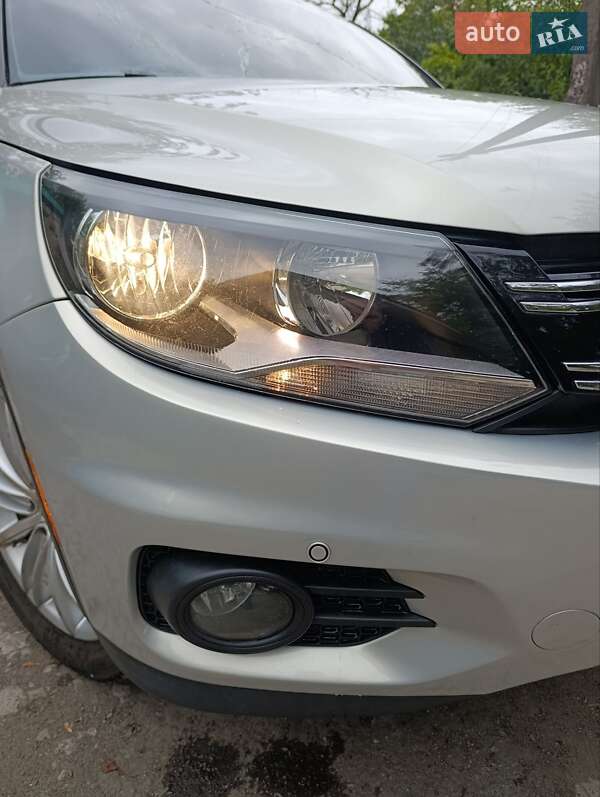 Внедорожник / Кроссовер Volkswagen Tiguan 2011 в Кривом Роге