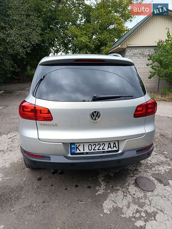 Внедорожник / Кроссовер Volkswagen Tiguan 2011 в Кривом Роге