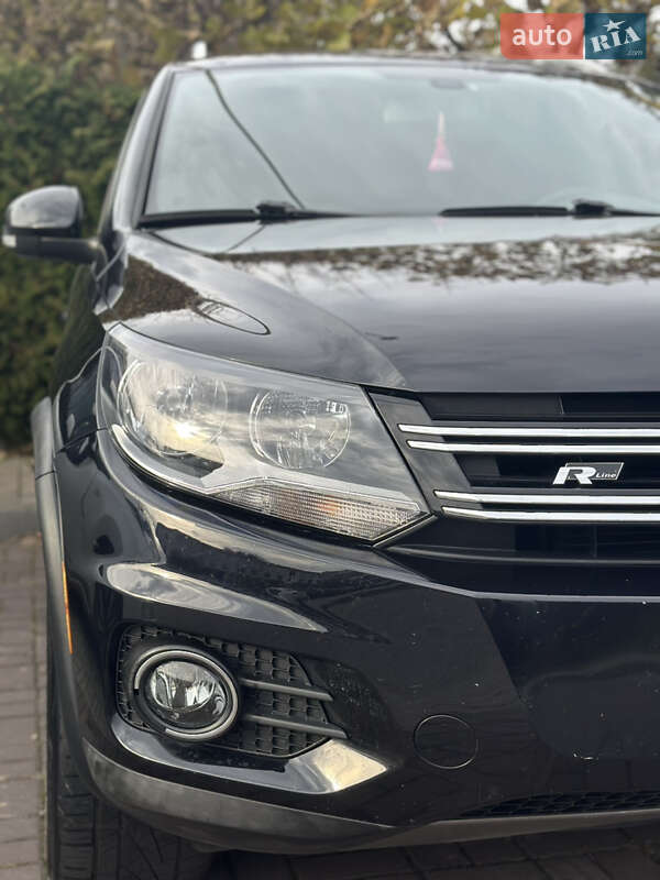 Позашляховик / Кросовер Volkswagen Tiguan 2016 в Луцьку