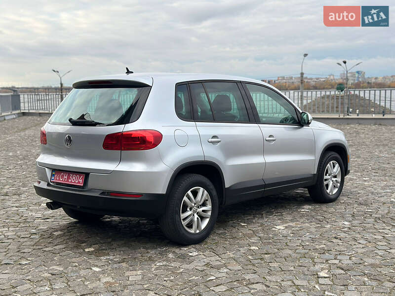 Внедорожник / Кроссовер Volkswagen Tiguan 2013 в Днепре