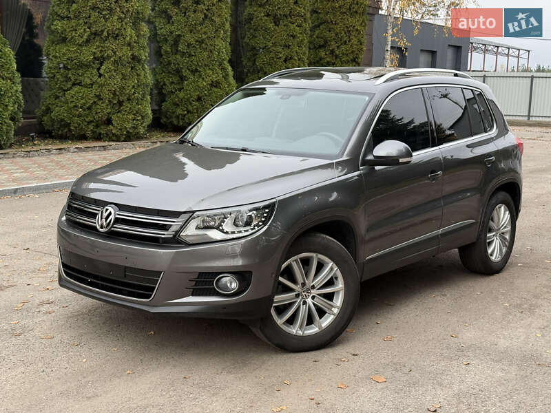 Внедорожник / Кроссовер Volkswagen Tiguan 2016 в Краснограде фото 13 Внедорожник / Кроссовер Volkswagen Tiguan 2016 в Краснограде