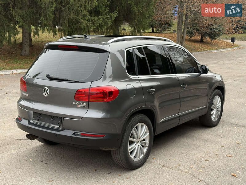 Внедорожник / Кроссовер Volkswagen Tiguan 2016 в Краснограде фото 26 Внедорожник / Кроссовер Volkswagen Tiguan 2016 в Краснограде