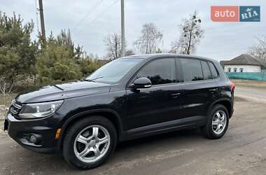 Внедорожник / Кроссовер Volkswagen Tiguan 2015 в Ахтырке