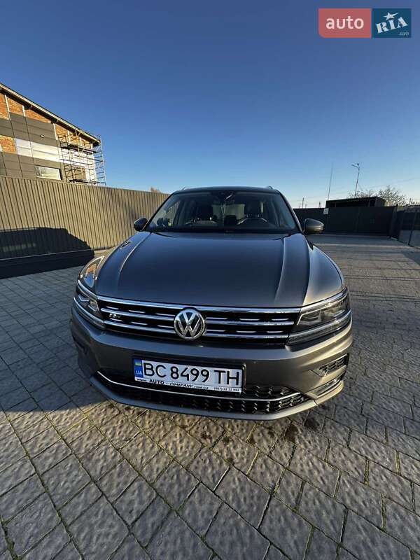 Внедорожник / Кроссовер Volkswagen Tiguan 2019 в Львове