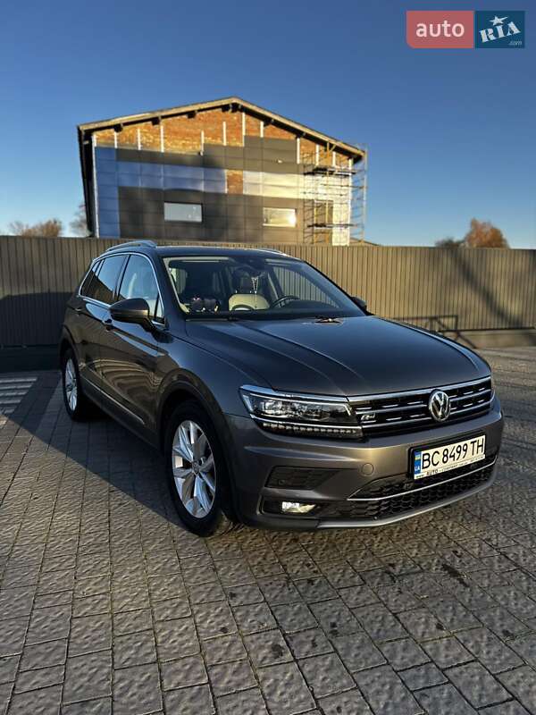 Внедорожник / Кроссовер Volkswagen Tiguan 2019 в Львове