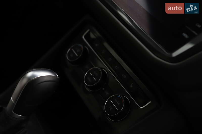 Внедорожник / Кроссовер Volkswagen Tiguan 2020 в Дрогобыче