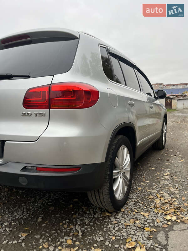 Внедорожник / Кроссовер Volkswagen Tiguan 2012 в Харькове