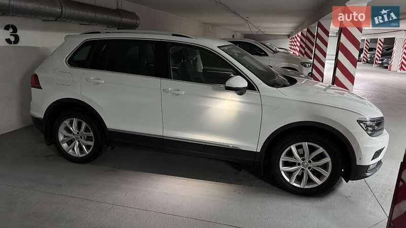 Внедорожник / Кроссовер Volkswagen Tiguan 2020 в Кременчуге