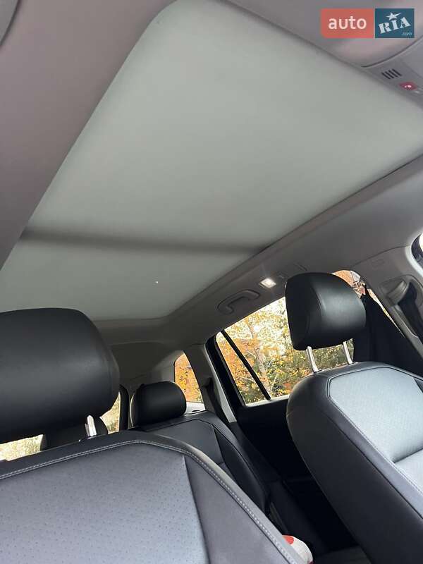 Внедорожник / Кроссовер Volkswagen Tiguan 2019 в Полтаве