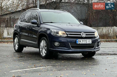 Позашляховик / Кросовер Volkswagen Tiguan 2012 в Житомирі
