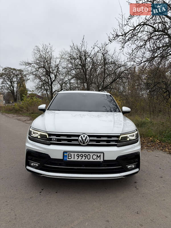 Внедорожник / Кроссовер Volkswagen Tiguan 2017 в Кременчуге