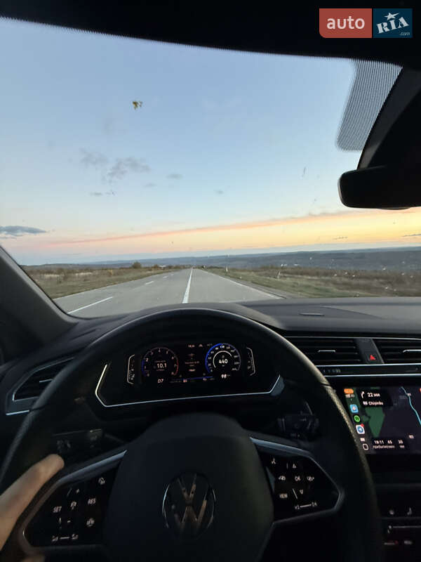 Внедорожник / Кроссовер Volkswagen Tiguan 2023 в Киеве