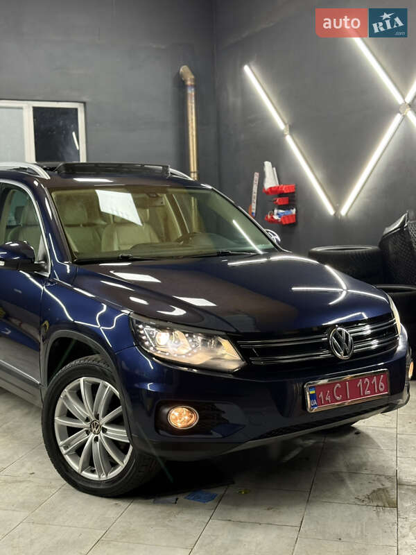 Внедорожник / Кроссовер Volkswagen Tiguan 2015 в Бориславе