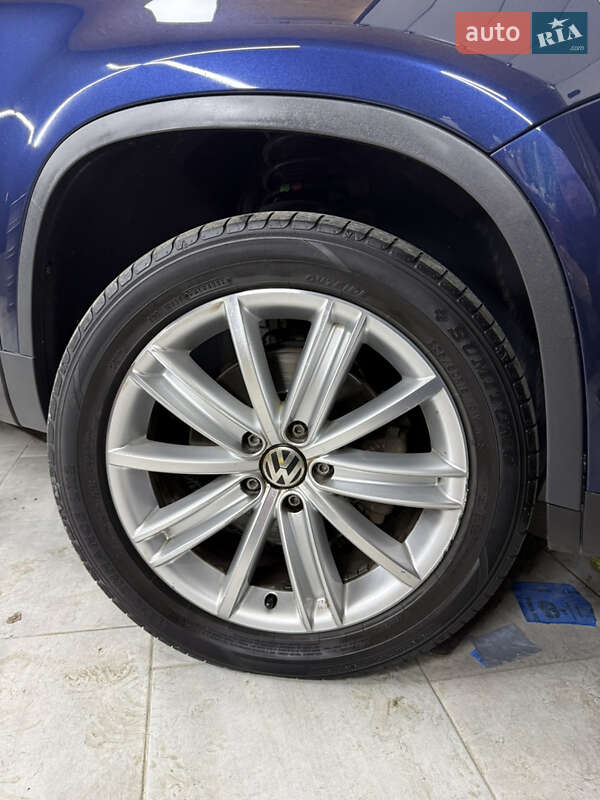 Внедорожник / Кроссовер Volkswagen Tiguan 2015 в Бориславе