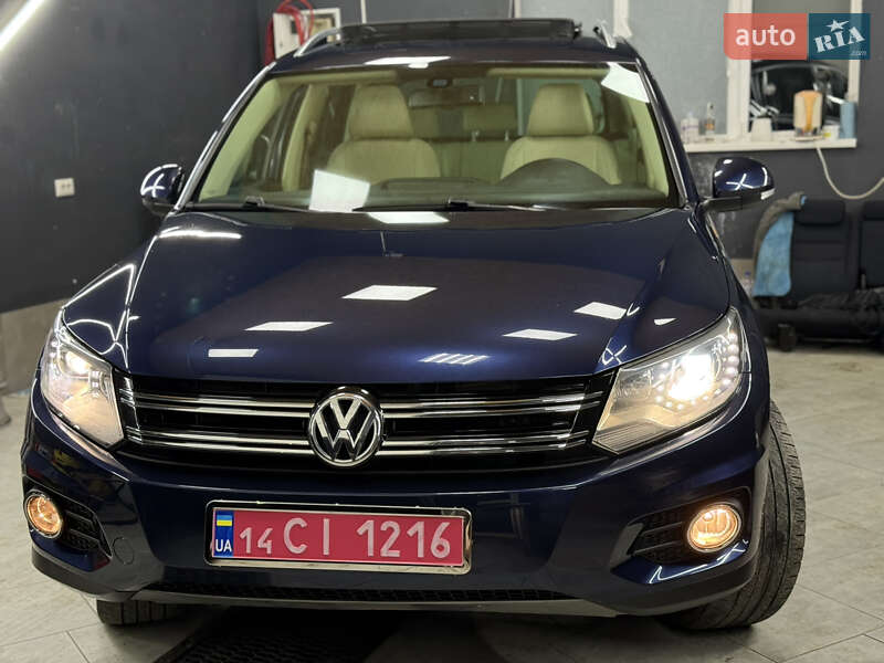 Внедорожник / Кроссовер Volkswagen Tiguan 2015 в Бориславе