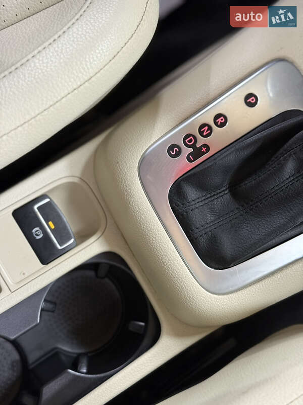 Внедорожник / Кроссовер Volkswagen Tiguan 2015 в Бориславе