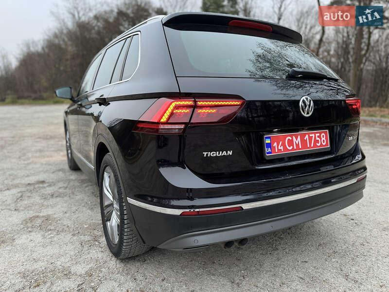 Внедорожник / Кроссовер Volkswagen Tiguan 2017 в Бережанах