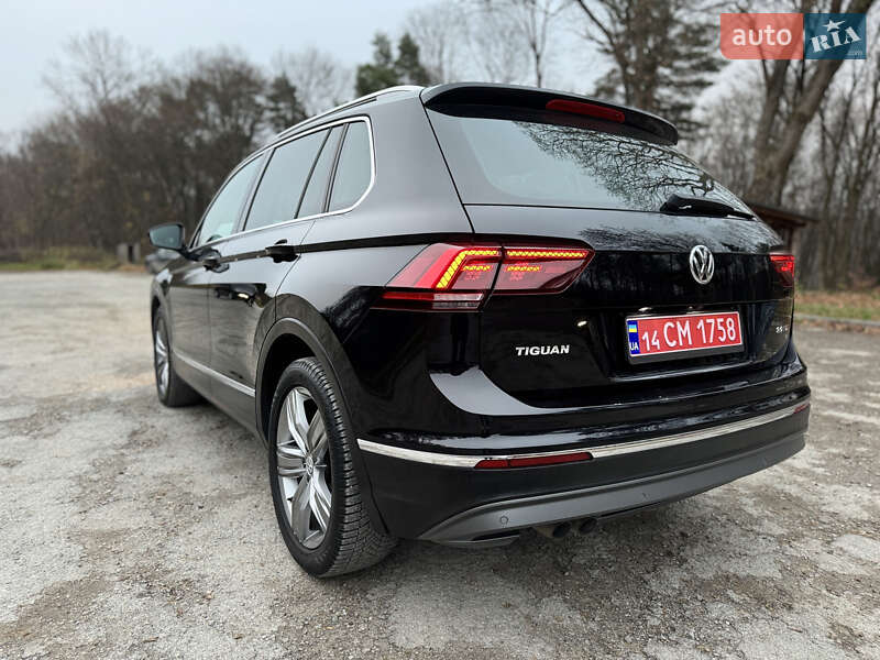 Внедорожник / Кроссовер Volkswagen Tiguan 2017 в Бережанах
