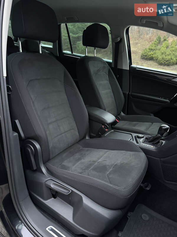 Внедорожник / Кроссовер Volkswagen Tiguan 2017 в Бережанах