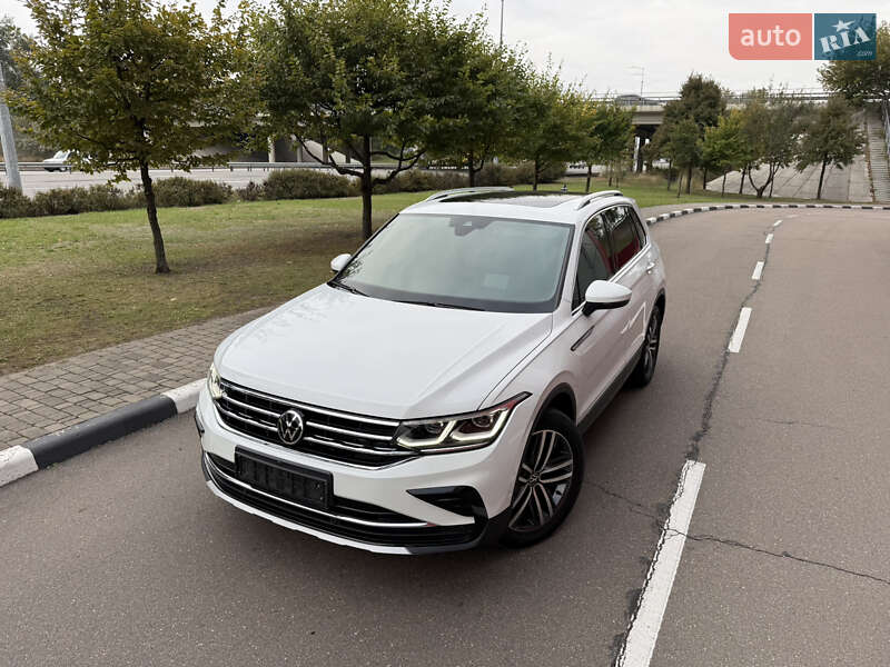 Позашляховик / Кросовер Volkswagen Tiguan 2022 в Києві